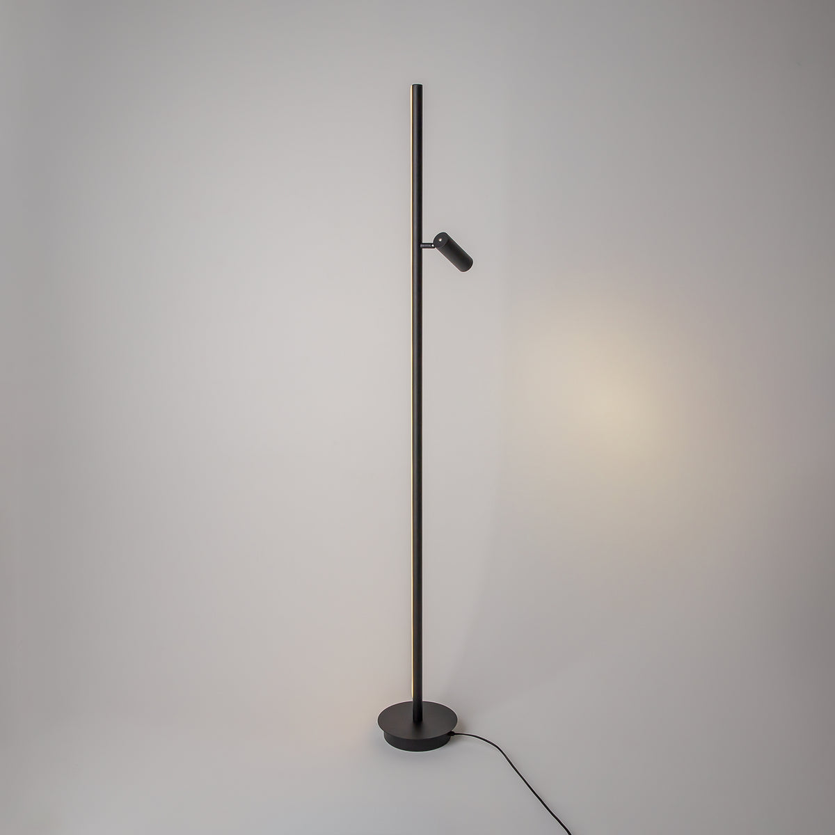 Lampa podłogowa Maytoni Thin IP20 x MOD395FL-L28B3K | Czarny