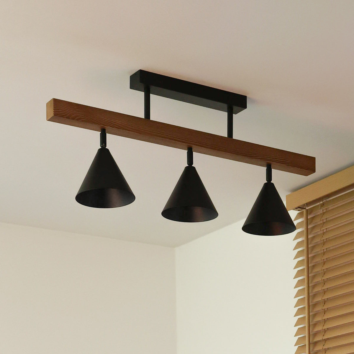 Lampa sufitowa DUOLLA IRONLINE METAL / DREWNO MAŁY STOŻEK CZARNY 70620 Czarny/Brązowy 3xE27 średn.14cm