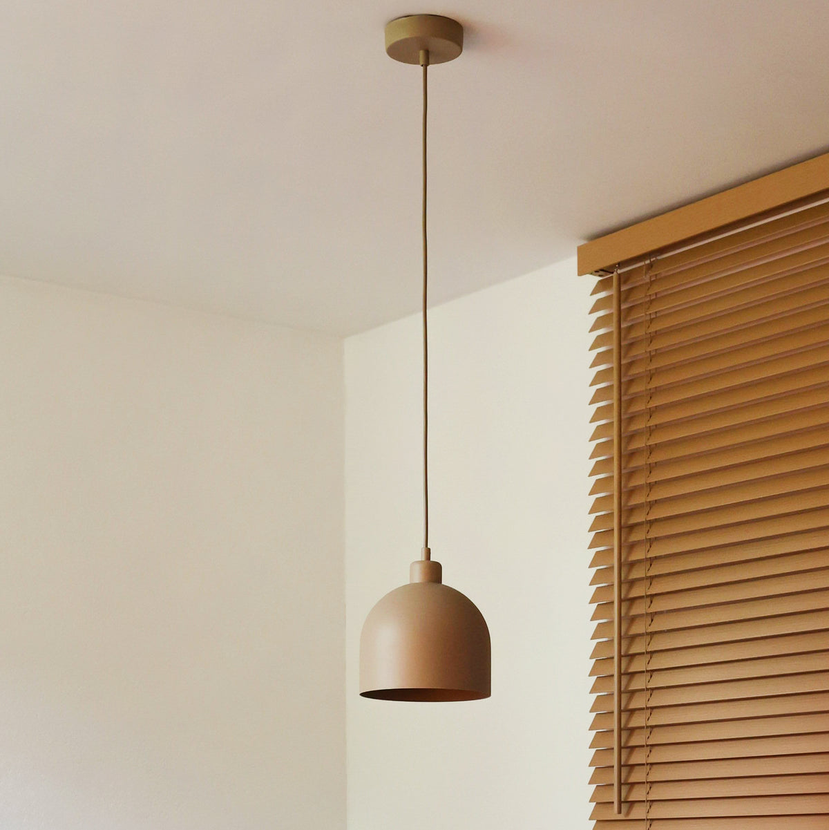 Lampa wisząca DUOLLA IRONLINE METAL BELL BEŻOWY 70521 Beżowy/n/a 1xE27 średn.17cm