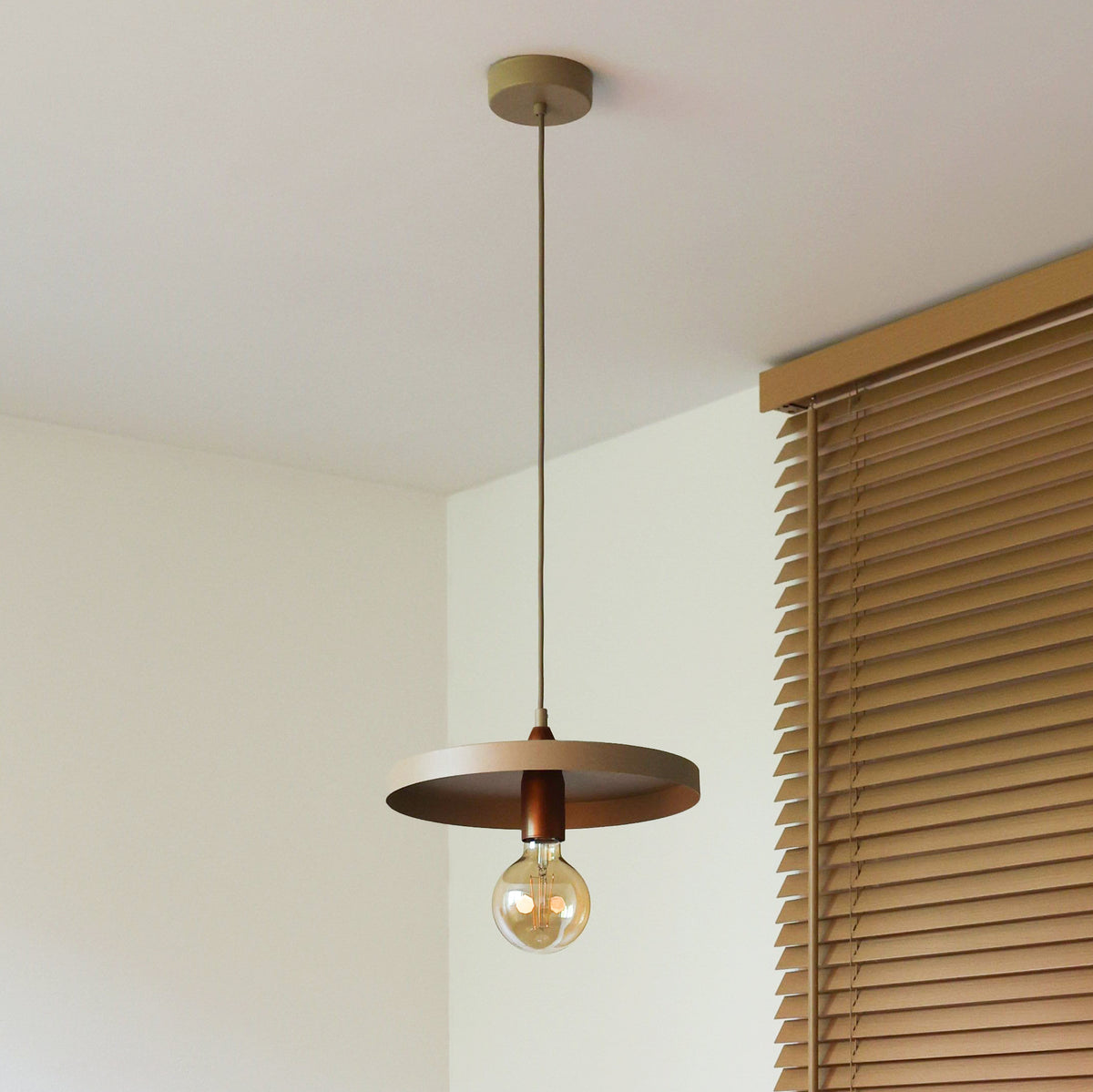 Lampa wisząca DUOLLA IRONLINE METAL TALERZ 300 BEŻOWA 70569 Beżowy/miedziany 1xE27 średn.30cm