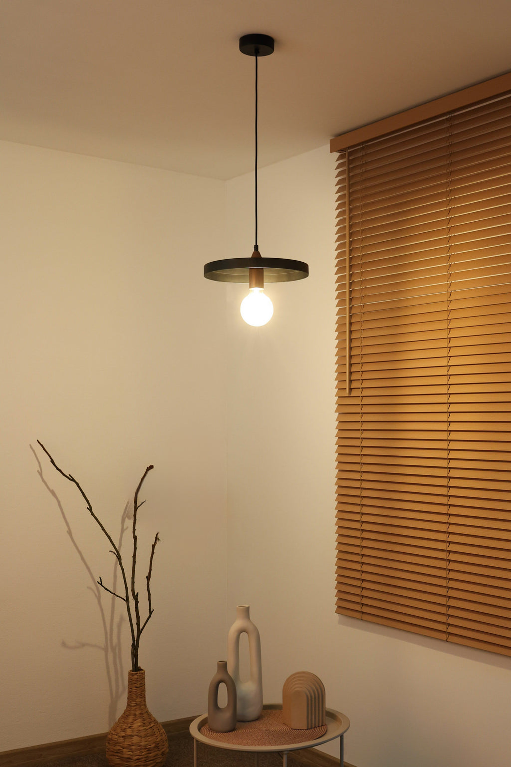 Lampa wisząca DUOLLA IRONLINE METAL TALERZ 300 CZARNA 70583 Czarny/n/a 1xE27 średn.30cm