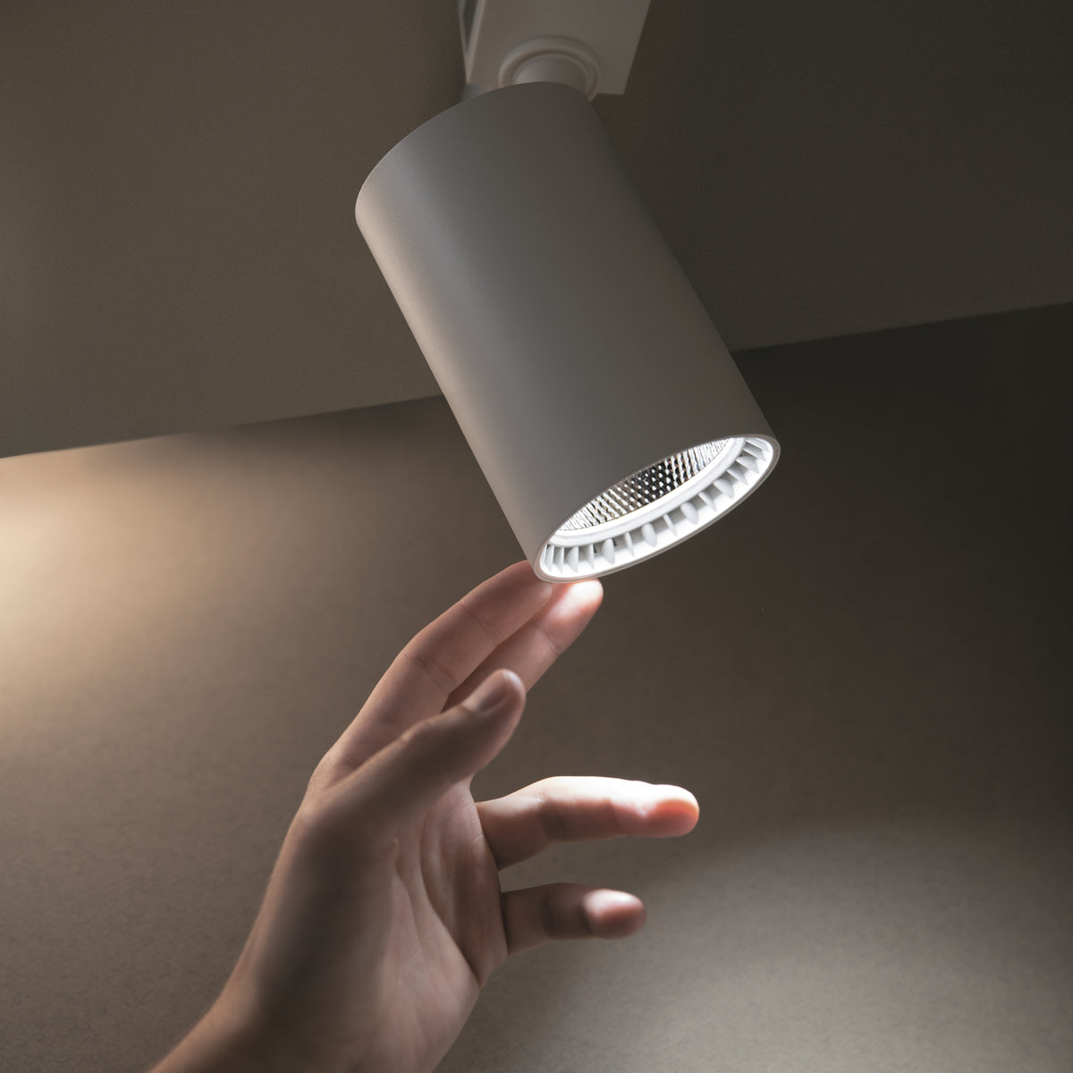 Oświetlenie szynowe Technical Vuoro IP20 x TR003-1-15W3K-S-W | Biały