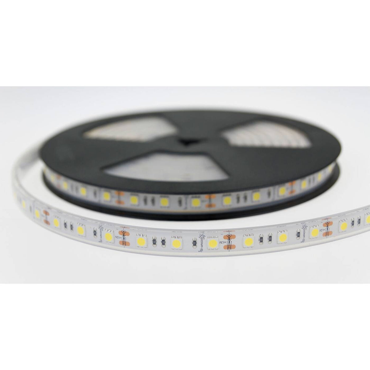 PASEK LED 48W 5050 60LED CW 5 LAT 1M (ROLKA 5M) - W SILIKONIE